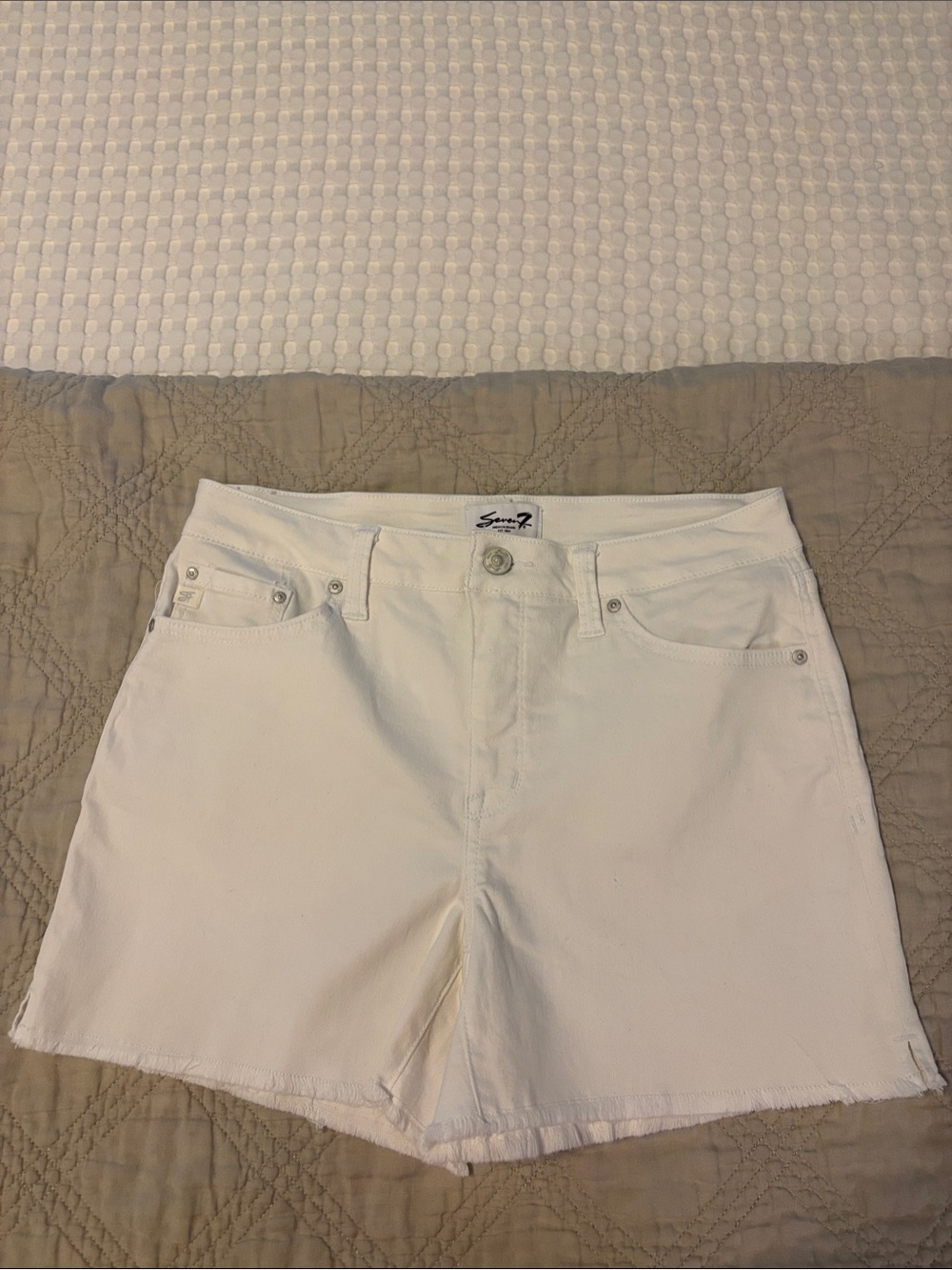 Seven7 Women's White Denim High-Rise Cutoff Shorts size 6